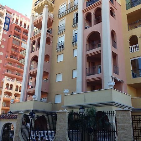 Апартаменты Apartamento Las Atalayas 3 Торевьиа Экстерьер фото